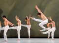 Dancers of the company in John Neumeiers Spring and Fall
