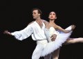 Zdenek Konvalina and Erina Takahashi in Pas de Deux